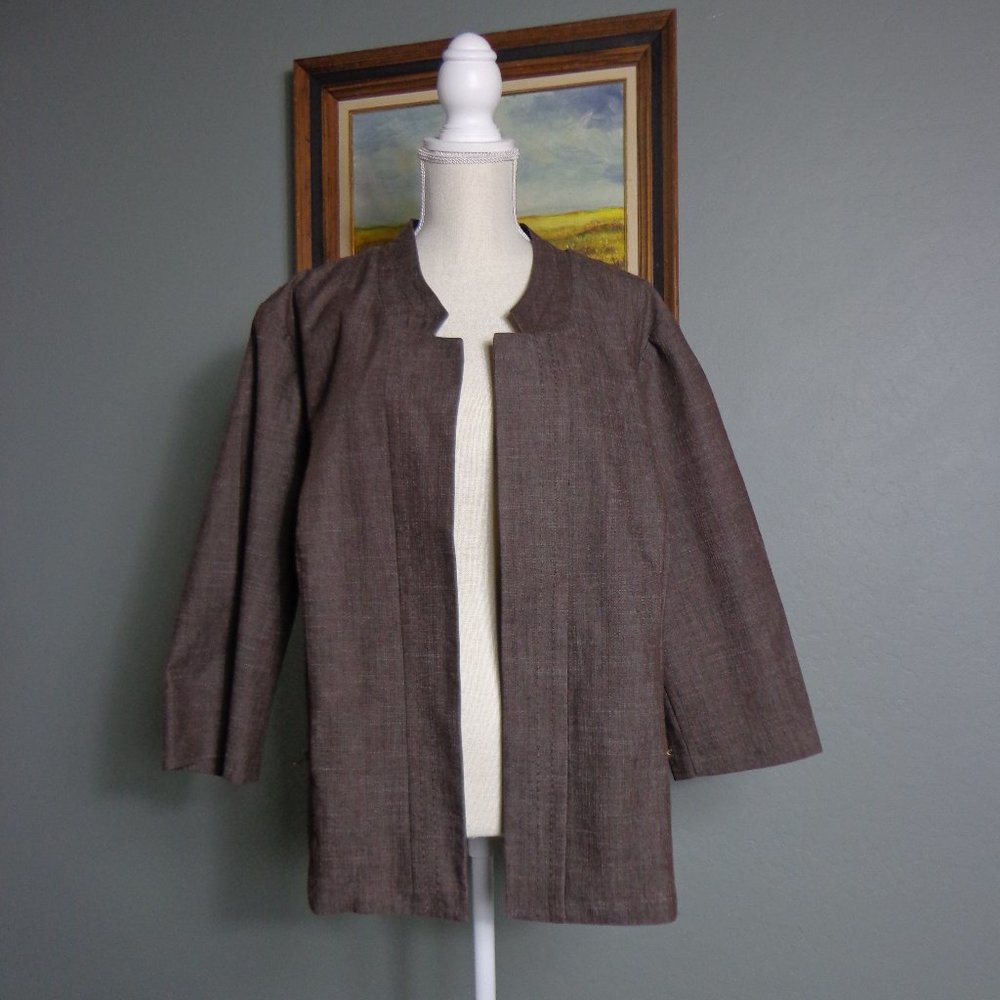 Roz & Ali Brown Blazer in very good condition.  Used once